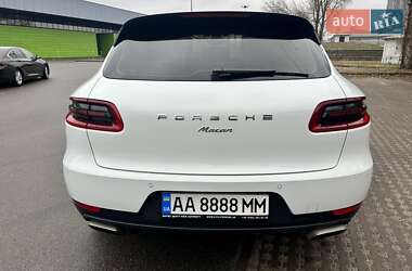 Позашляховик / Кросовер Porsche Macan 2017 в Києві