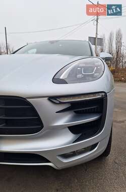 Позашляховик / Кросовер Porsche Macan 2015 в Києві