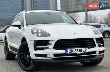 Позашляховик / Кросовер Porsche Macan 2021 в Києві