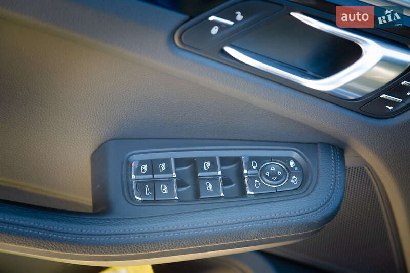 Позашляховик / Кросовер Porsche Macan 2018 в Дніпрі