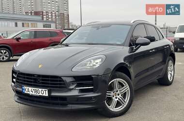 Позашляховик / Кросовер Porsche Macan 2019 в Києві