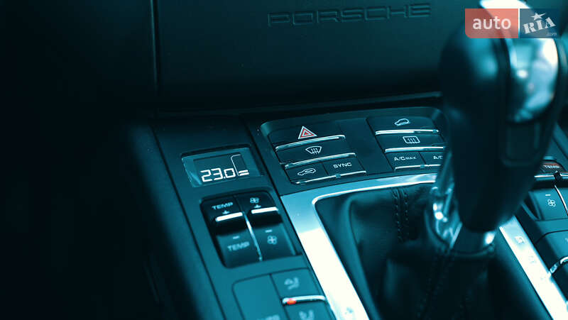 Внедорожник / Кроссовер Porsche Macan 2016 в Киеве фото 11 Внедорожник / Кроссовер Porsche Macan 2016 в Киеве