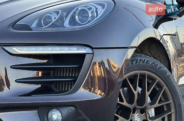 Внедорожник / Кроссовер Porsche Macan 2018 в 