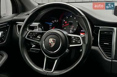 Внедорожник / Кроссовер Porsche Macan 2017 в 