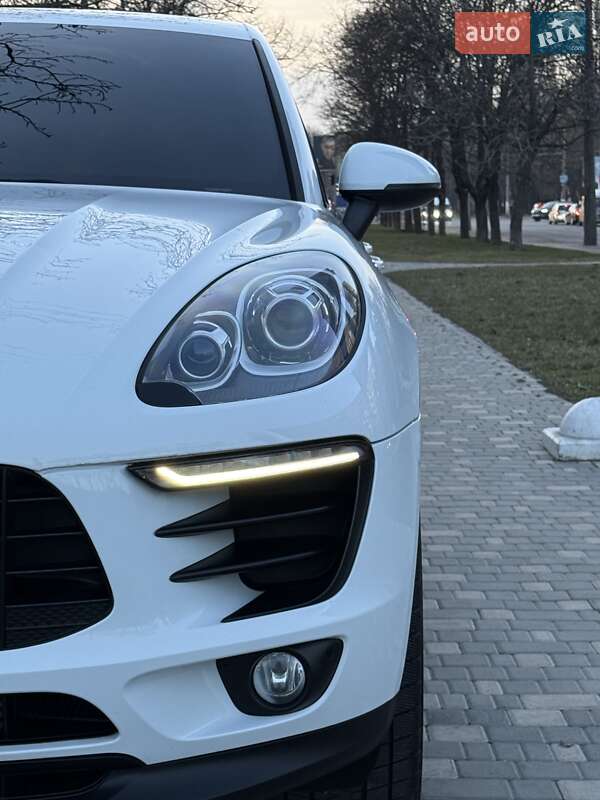 Внедорожник / Кроссовер Porsche Macan 2017 в Одессе