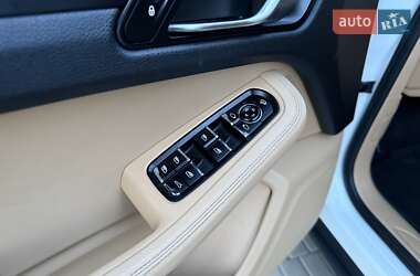 Внедорожник / Кроссовер Porsche Macan 2017 в 