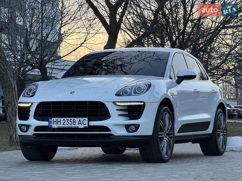 Внедорожник / Кроссовер Porsche Macan 2017 в Одессе