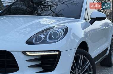 Внедорожник / Кроссовер Porsche Macan 2017 в 