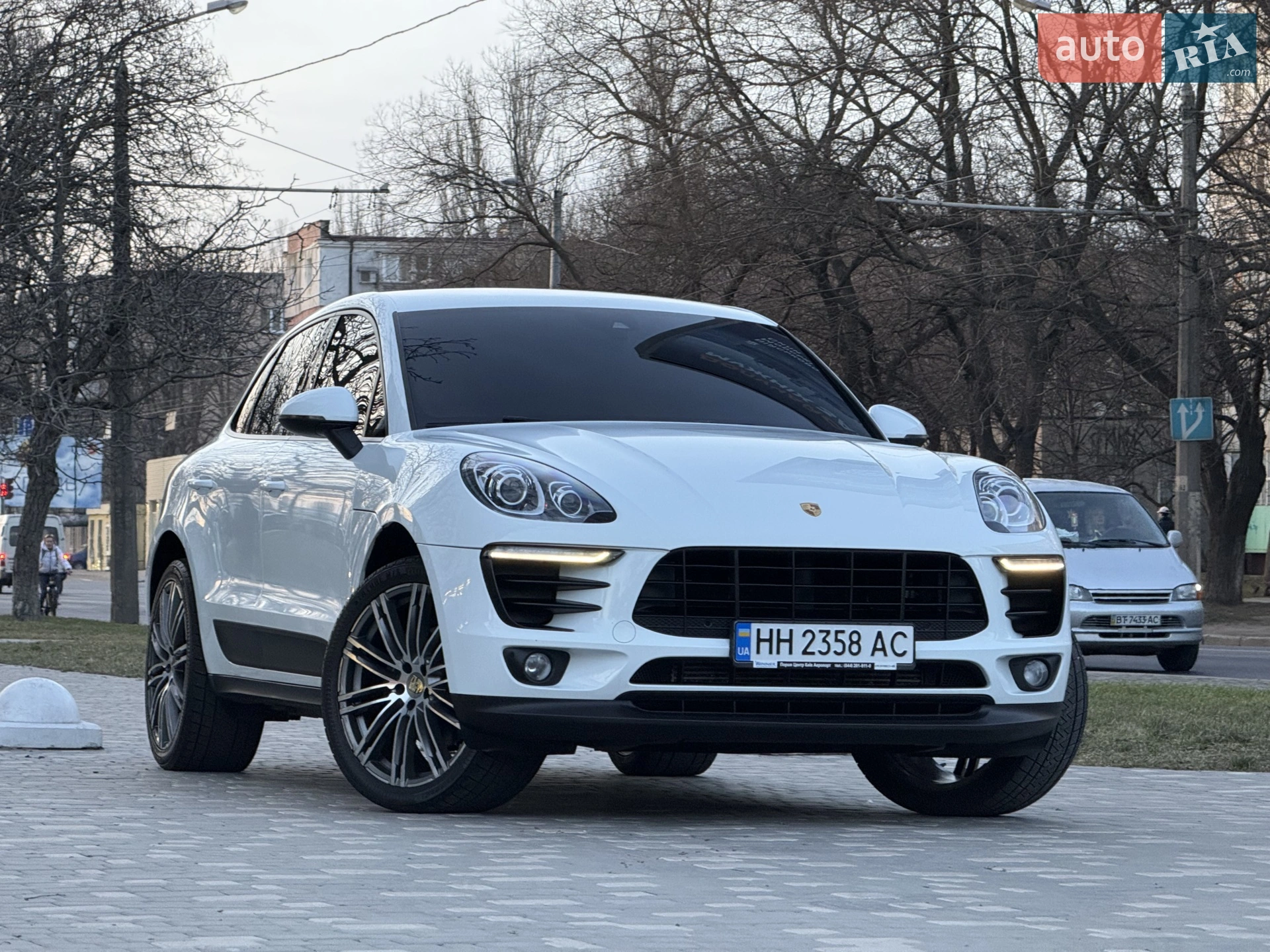 2017 Porsche Macan - мініатюра 96