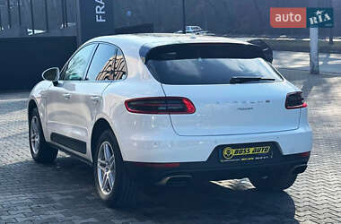 Внедорожник / Кроссовер Porsche Macan 2018 в 