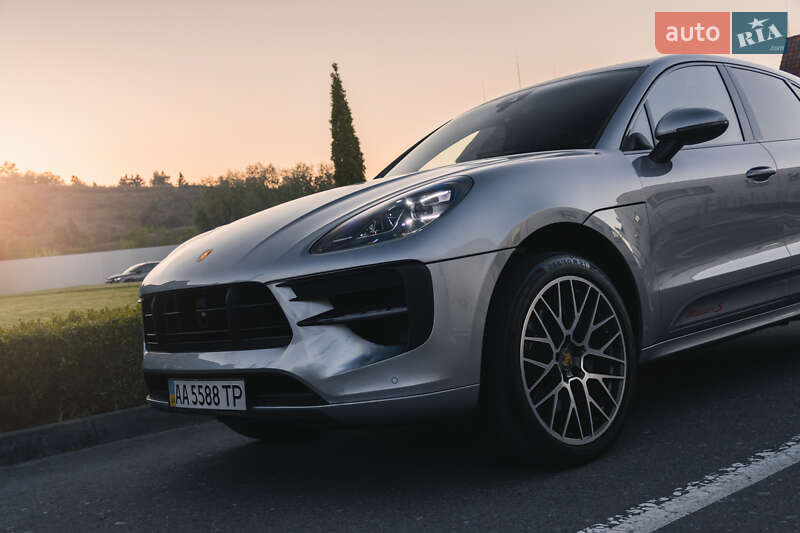 Внедорожник / Кроссовер Porsche Macan 2021 в Киеве