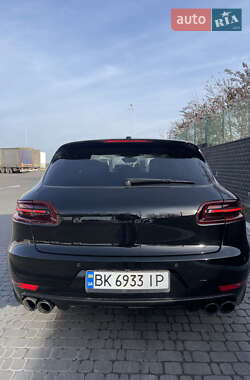 Внедорожник / Кроссовер Porsche Macan 2017 в 