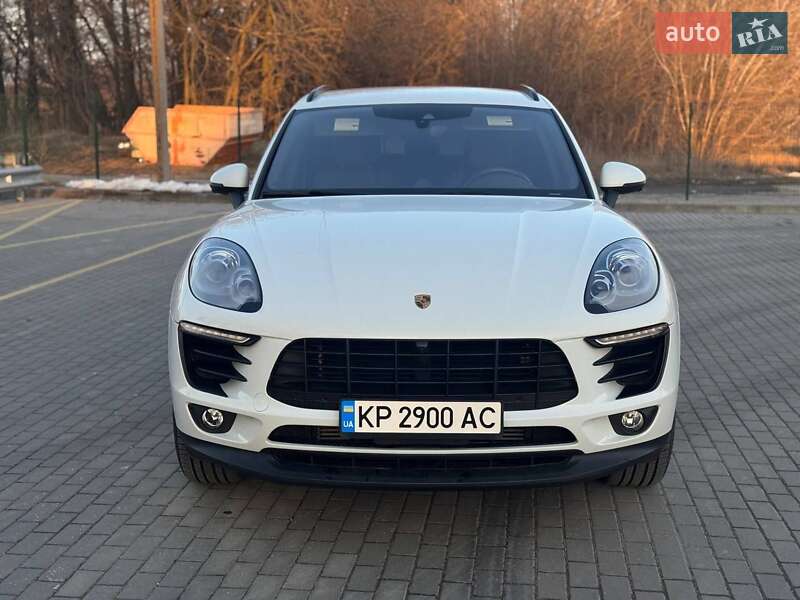 Внедорожник / Кроссовер Porsche Macan 2016 в Запорожье