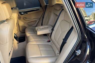 Внедорожник / Кроссовер Porsche Macan 2014 в 