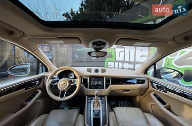 Внедорожник / Кроссовер Porsche Macan 2014 в 