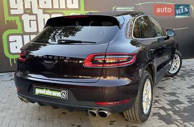 Внедорожник / Кроссовер Porsche Macan 2014 в 