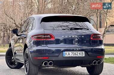 Внедорожник / Кроссовер Porsche Macan 2014 в 