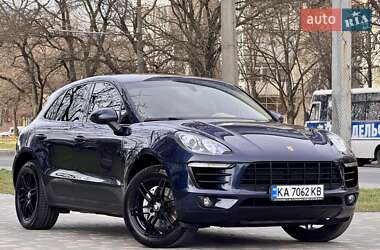 Внедорожник / Кроссовер Porsche Macan 2014 в 