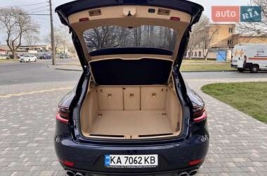 Внедорожник / Кроссовер Porsche Macan 2014 в 