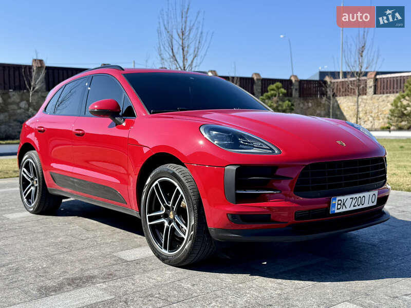 Внедорожник / Кроссовер Porsche Macan 2019 в 