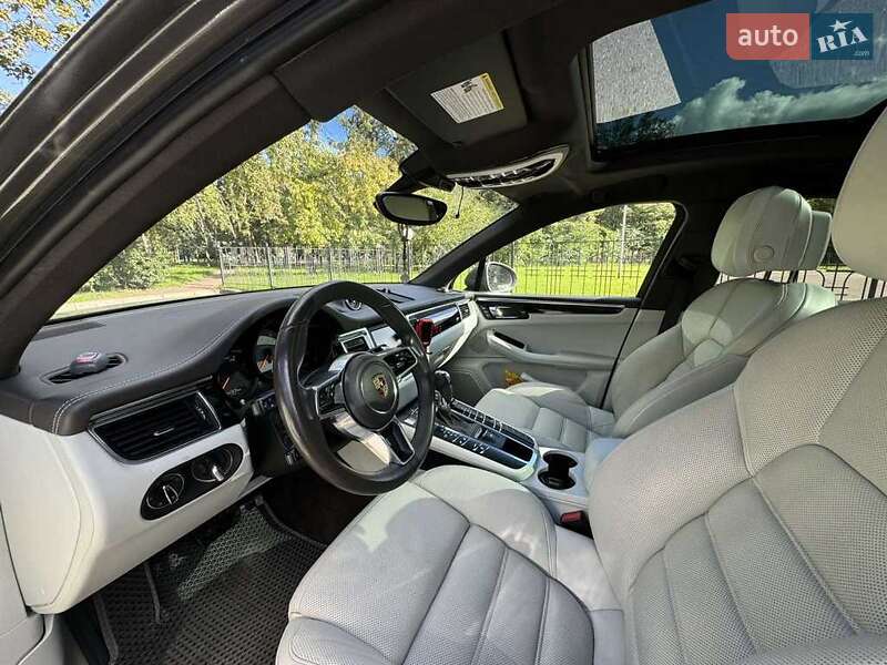 Позашляховик / Кросовер Porsche Macan 2015 в Одесі
