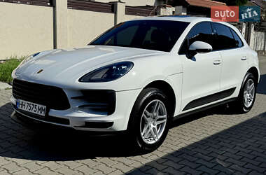 Внедорожник / Кроссовер Porsche Macan 2021 в 