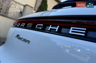 Внедорожник / Кроссовер Porsche Macan 2021 в 