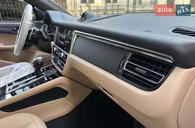 Позашляховик / Кросовер Porsche Macan 2025 в 