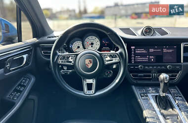 Внедорожник / Кроссовер Porsche Macan 2020 в 