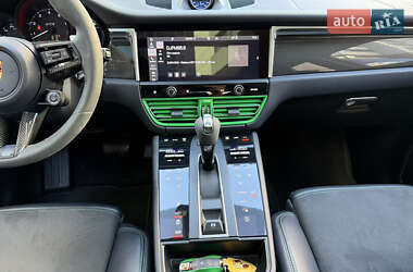 Внедорожник / Кроссовер Porsche Macan 2022 в 