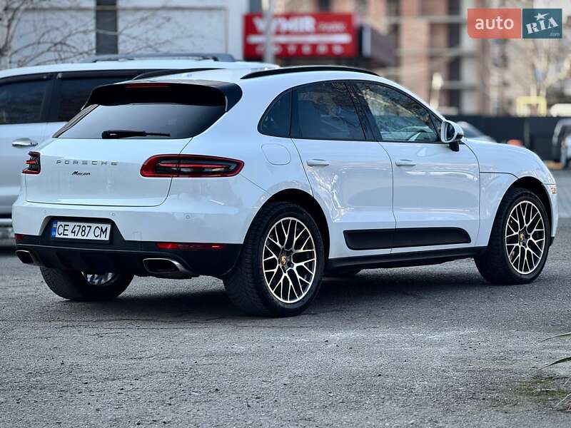 Внедорожник / Кроссовер Porsche Macan 2017 в Черновцах