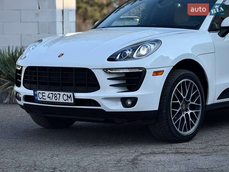 Внедорожник / Кроссовер Porsche Macan 2017 в Черновцах