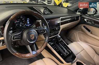 Внедорожник / Кроссовер Porsche Macan 2023 в 