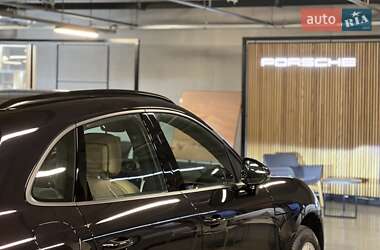 Внедорожник / Кроссовер Porsche Macan 2023 в 