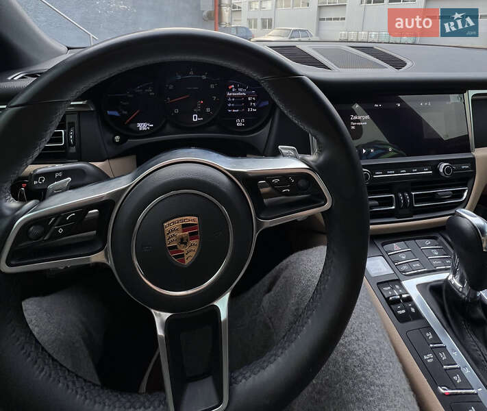 Внедорожник / Кроссовер Porsche Macan 2019 в Киеве