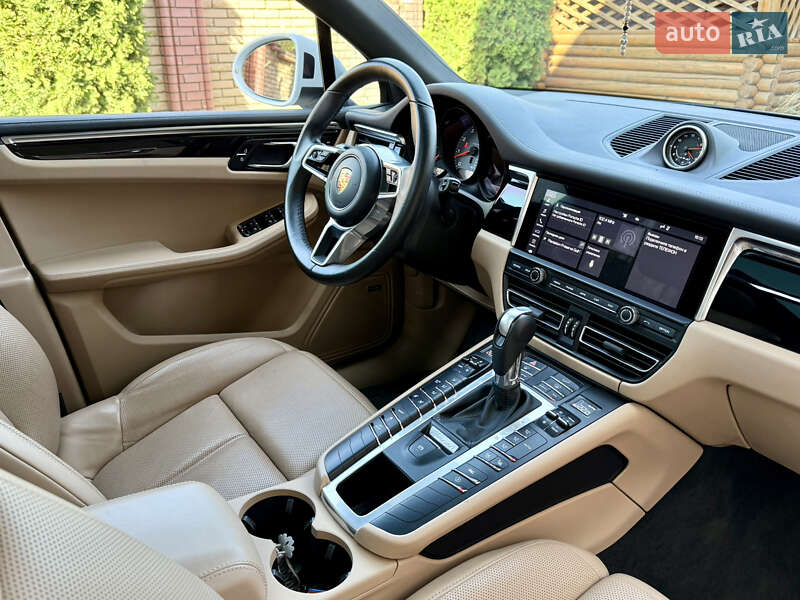 Внедорожник / Кроссовер Porsche Macan 2021 в Черновцах