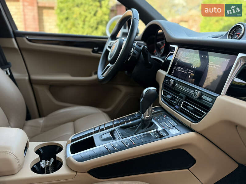 Внедорожник / Кроссовер Porsche Macan 2021 в Черновцах