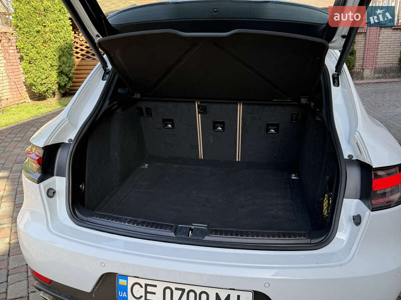 Внедорожник / Кроссовер Porsche Macan 2021 в Черновцах