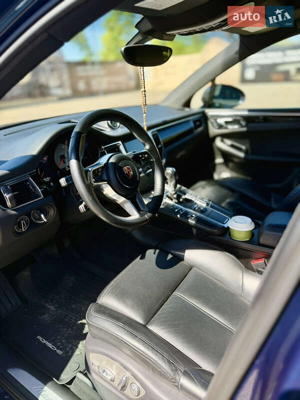 Внедорожник / Кроссовер Porsche Macan 2014 в Львове