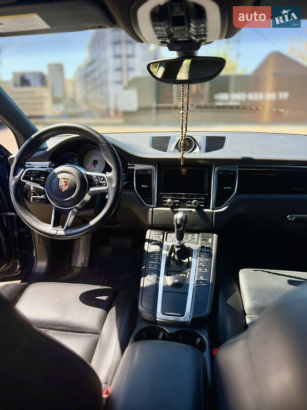 Внедорожник / Кроссовер Porsche Macan 2014 в Львове