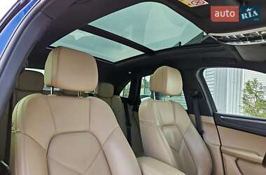 Внедорожник / Кроссовер Porsche Macan 2019 в 