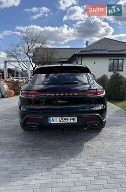 Внедорожник / Кроссовер Porsche Macan 2022 в 