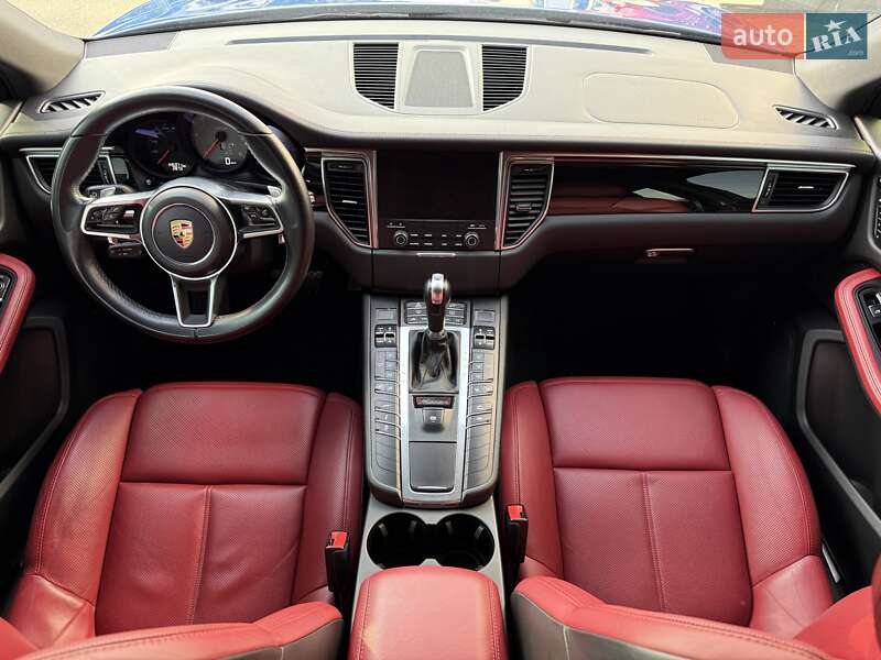 Внедорожник / Кроссовер Porsche Macan 2016 в Днепре