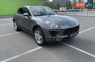 Внедорожник / Кроссовер Porsche Macan 2015 в Киеве