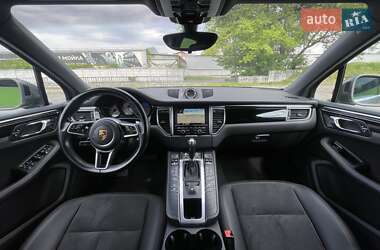 Внедорожник / Кроссовер Porsche Macan 2015 в 