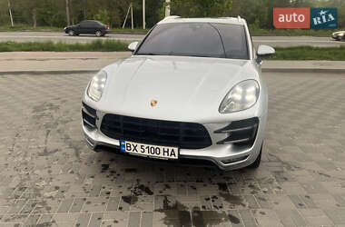 Внедорожник / Кроссовер Porsche Macan 2015 в 