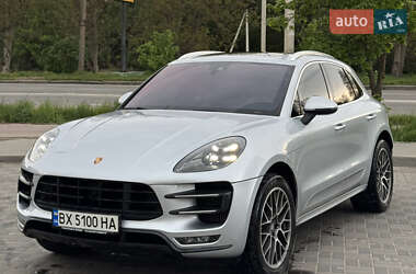 Внедорожник / Кроссовер Porsche Macan 2015 в 