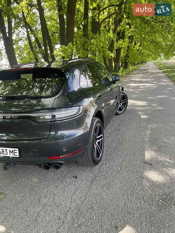 Позашляховик / Кросовер Porsche Macan 2020 в Києві