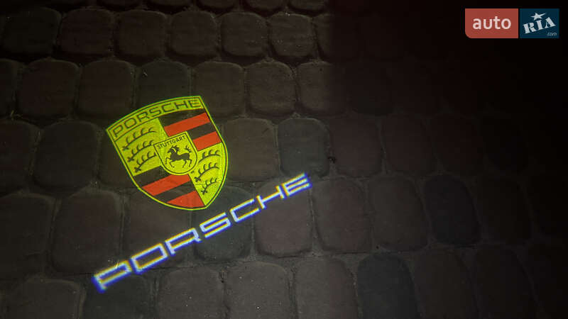 Внедорожник / Кроссовер Porsche Macan 2021 в Днепре