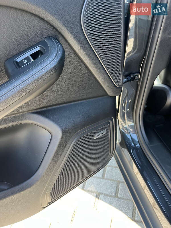 Внедорожник / Кроссовер Porsche Macan 2017 в Львове